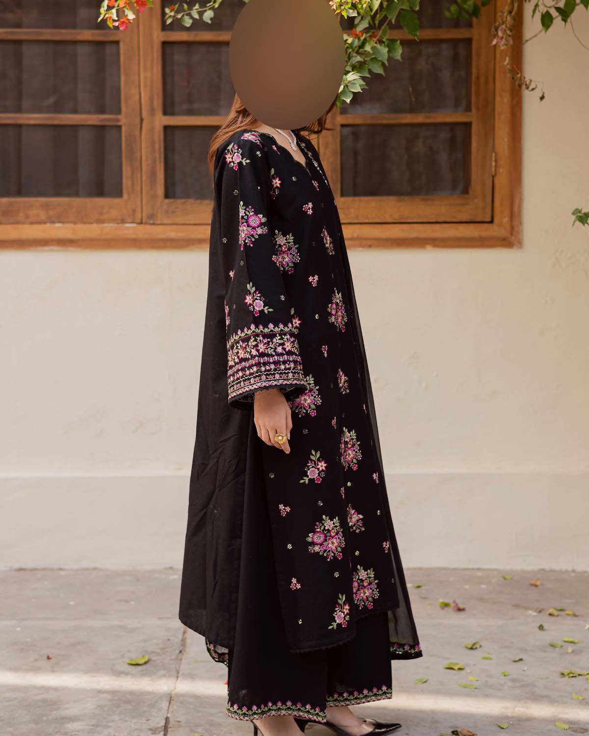 Batik Premium Air-Jet Lawn 3-Piece with Bember Chiffon Dupatta Unstitched NF21