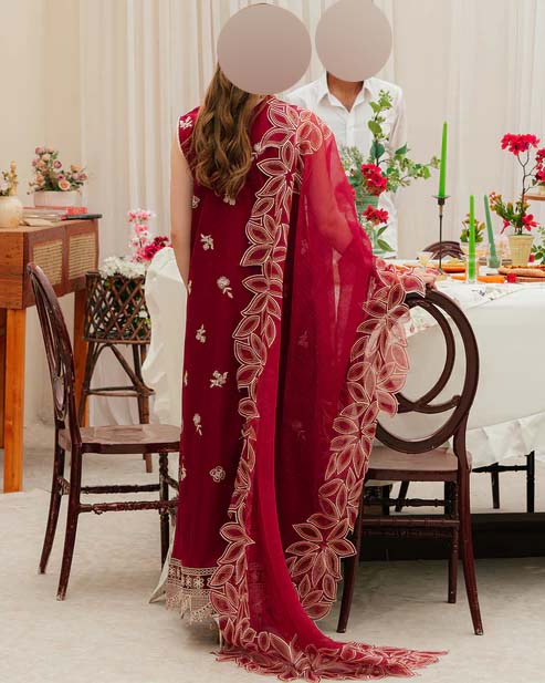 Mahnur Chikankari Cotton 3-Piece Unstitched Suit with Khaddi Net Dupatta KSA69