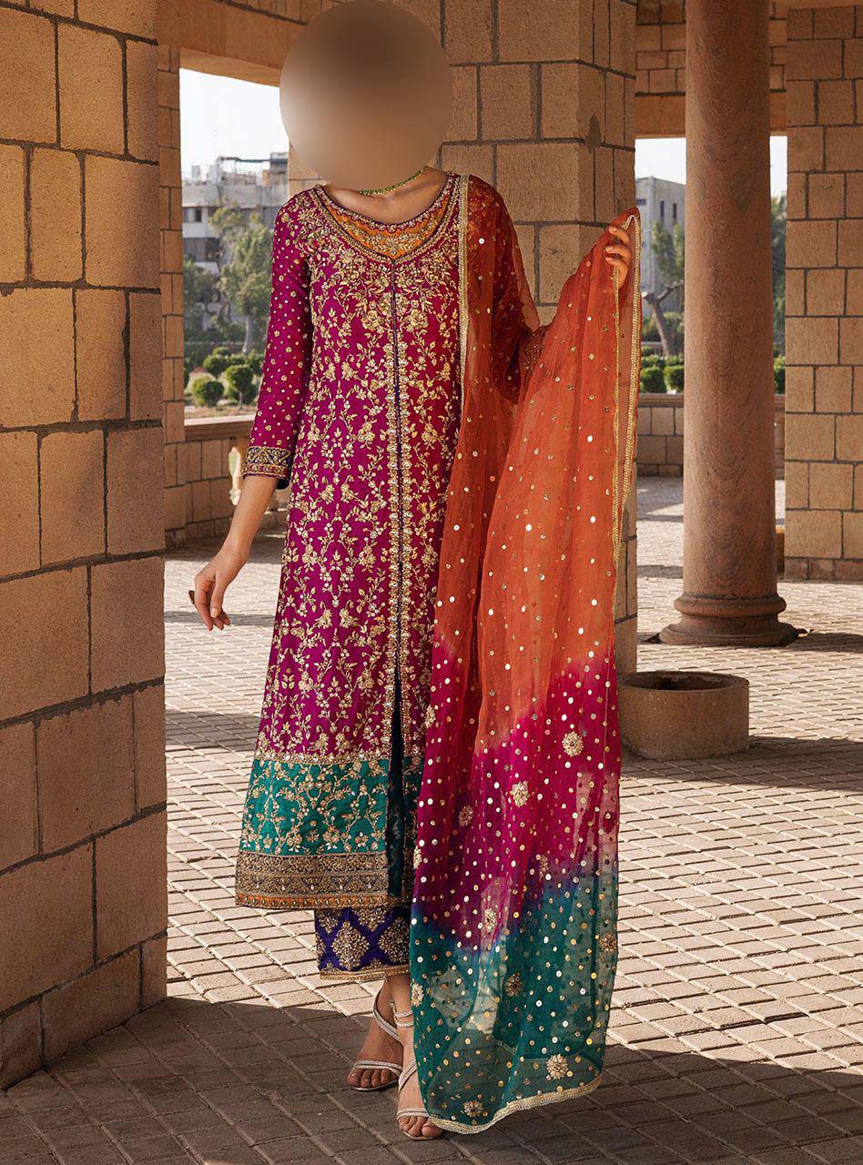 Luxury Embroidered 3-Piece Unstitched Suite UP23