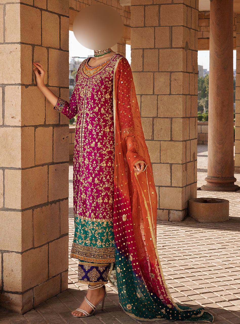 Luxury Embroidered 3-Piece Unstitched Suite UP23