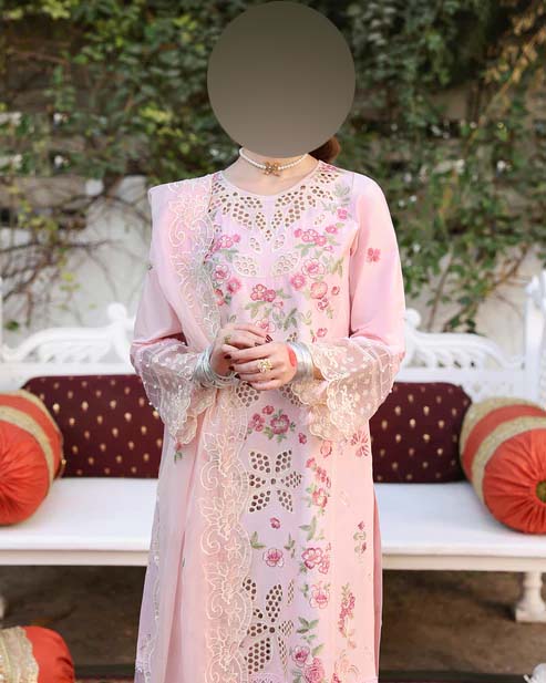Mahnur Chikankari Cotton 3-Piece Unstitched Suit with Organza Dupatta KSA71