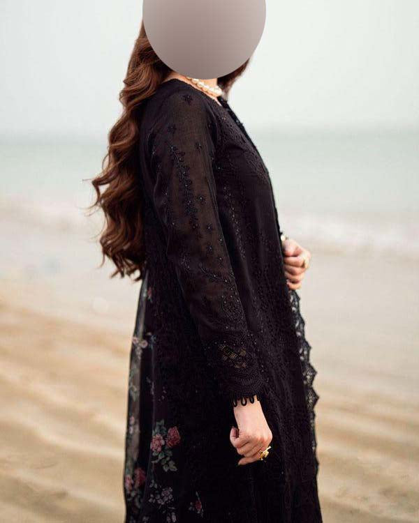 Nureh Luxury Chikankari Lawn 3-Piece with Embroidered Organza Dupatta Unstitched KSU61