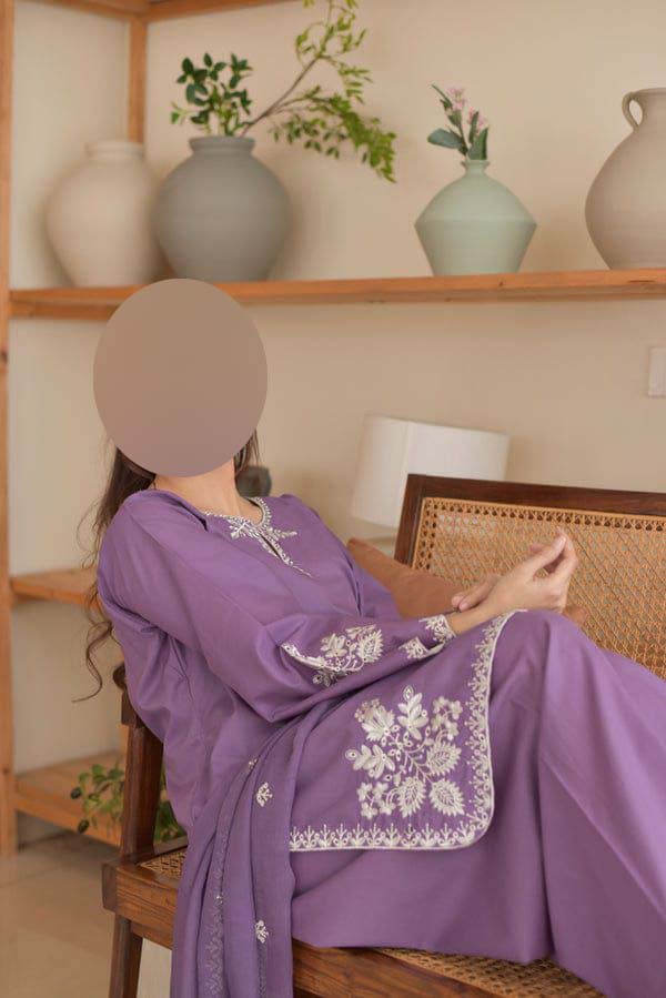 Premium Air-Jet Lawn 3-Piece with Premium Dupatta Unstitched NF57