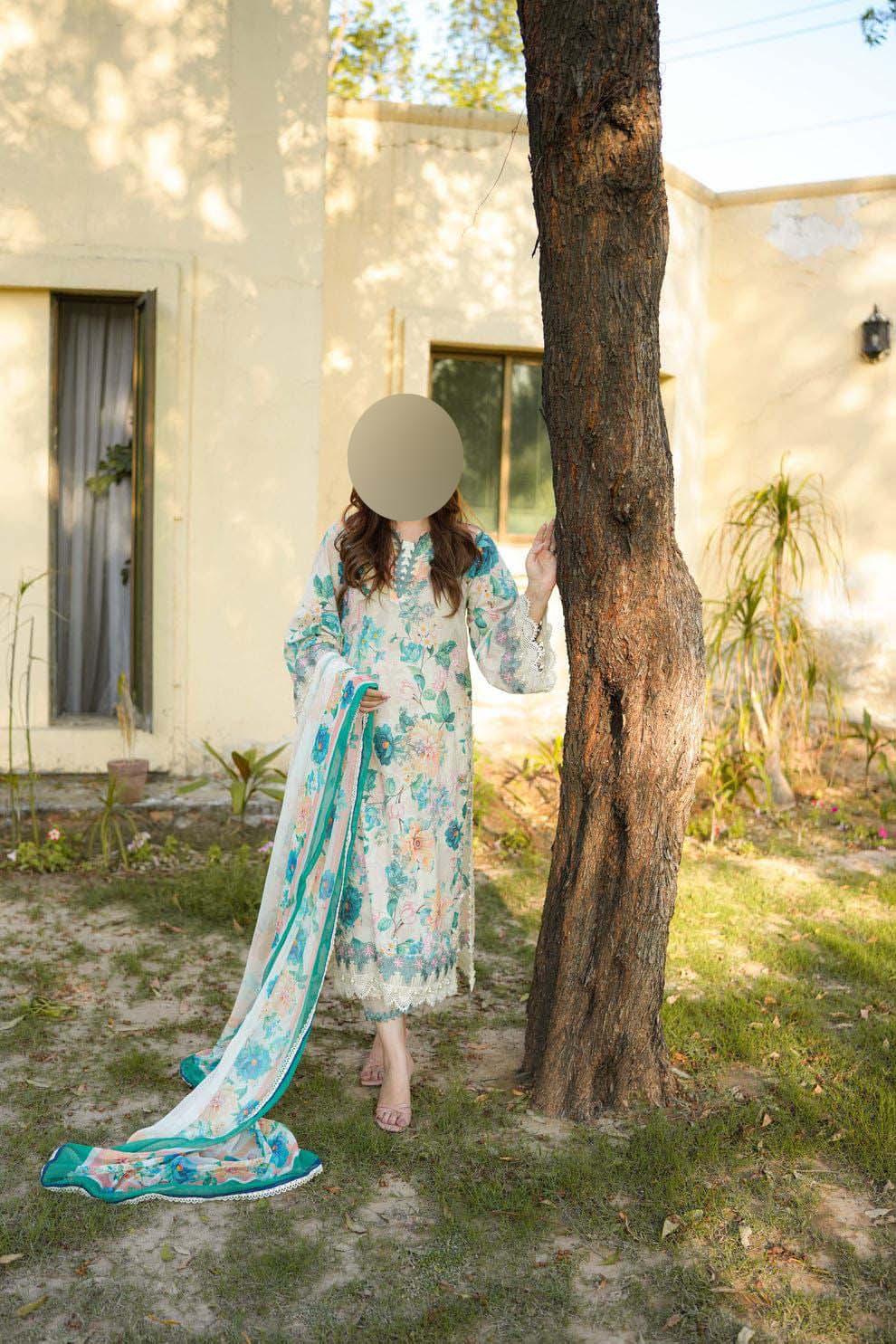 Aneela Digital Printed Lawn 3-Piece with Ready-to-Wear Chiffon Dupatta Unstitched DPS98