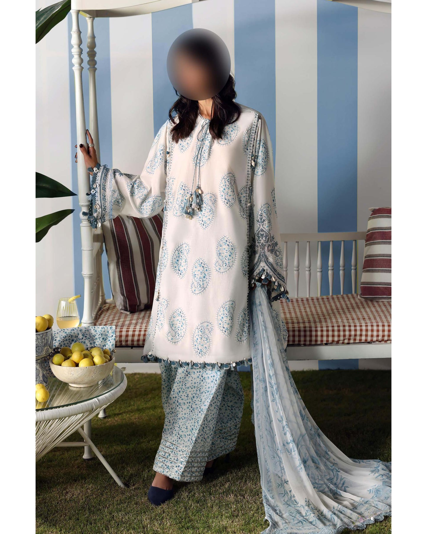Printed Lawn 3-Piece Suit with Chiffon Dupatta KS79MX019