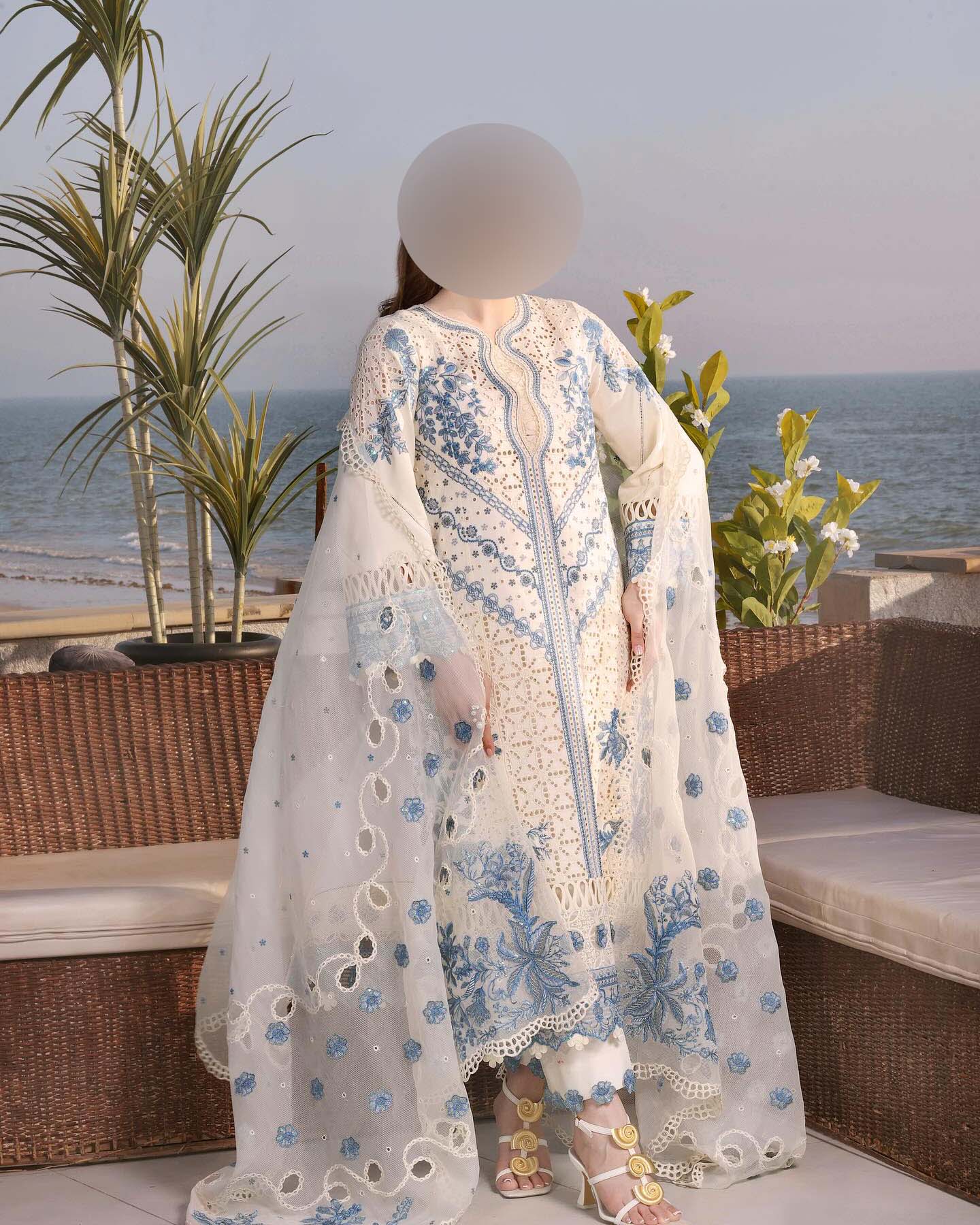 Aneelas Luxury Lawn 3-Piece with Heavy Embroidered Khaadi Net Dupatta Unstitched DPS62