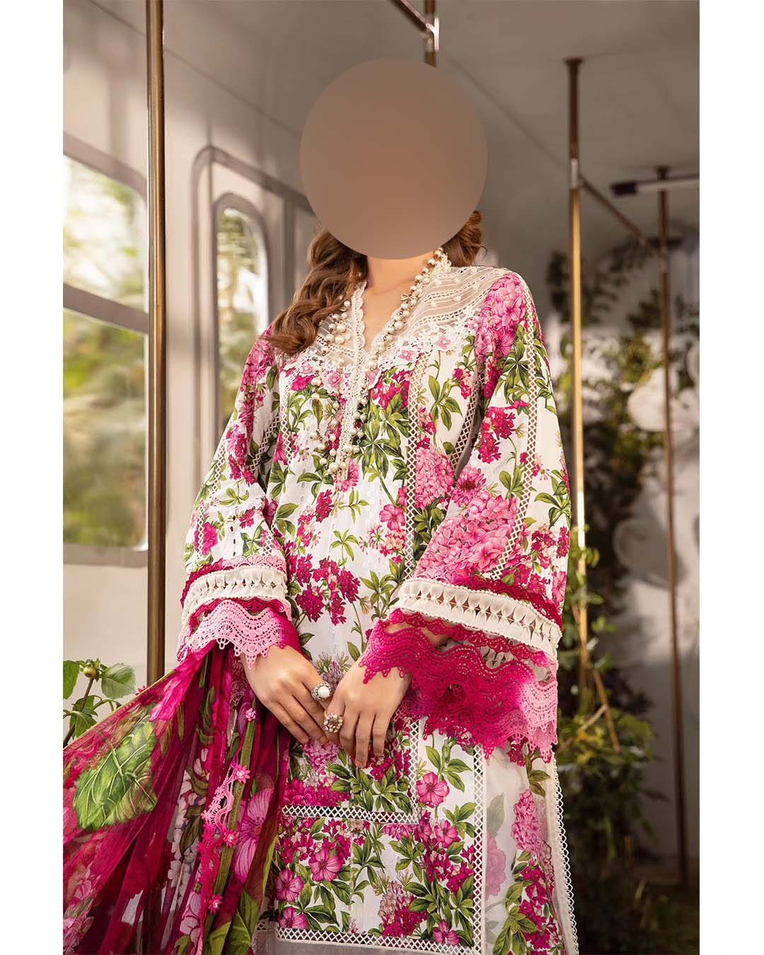 Maria B Digital Printed Lawn 3-Piece with Chiffon Dupatta Unstitched UP313