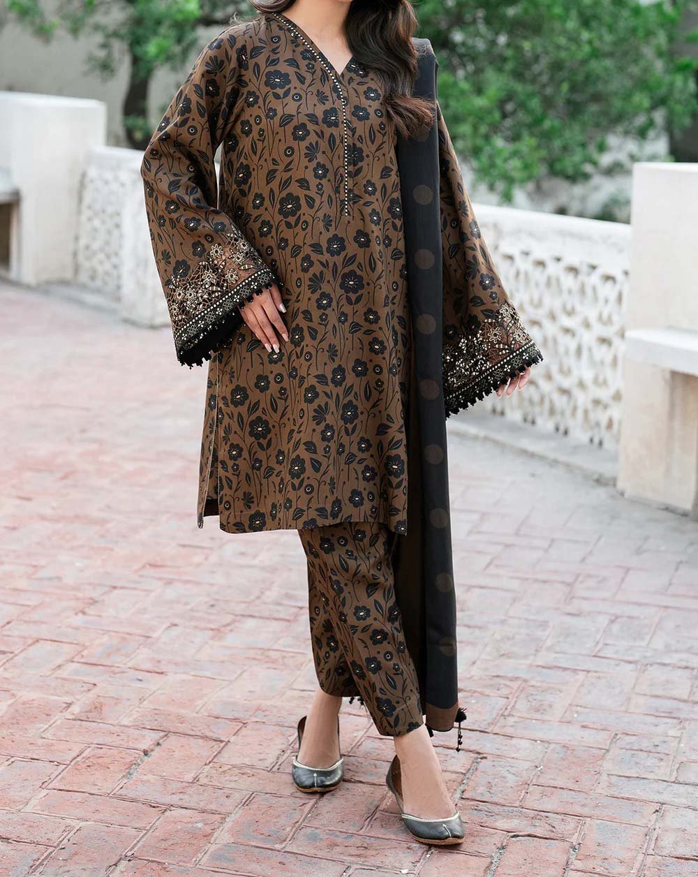 Baroque 3pcs Unstiched Digital Printed Lawn - Image 3