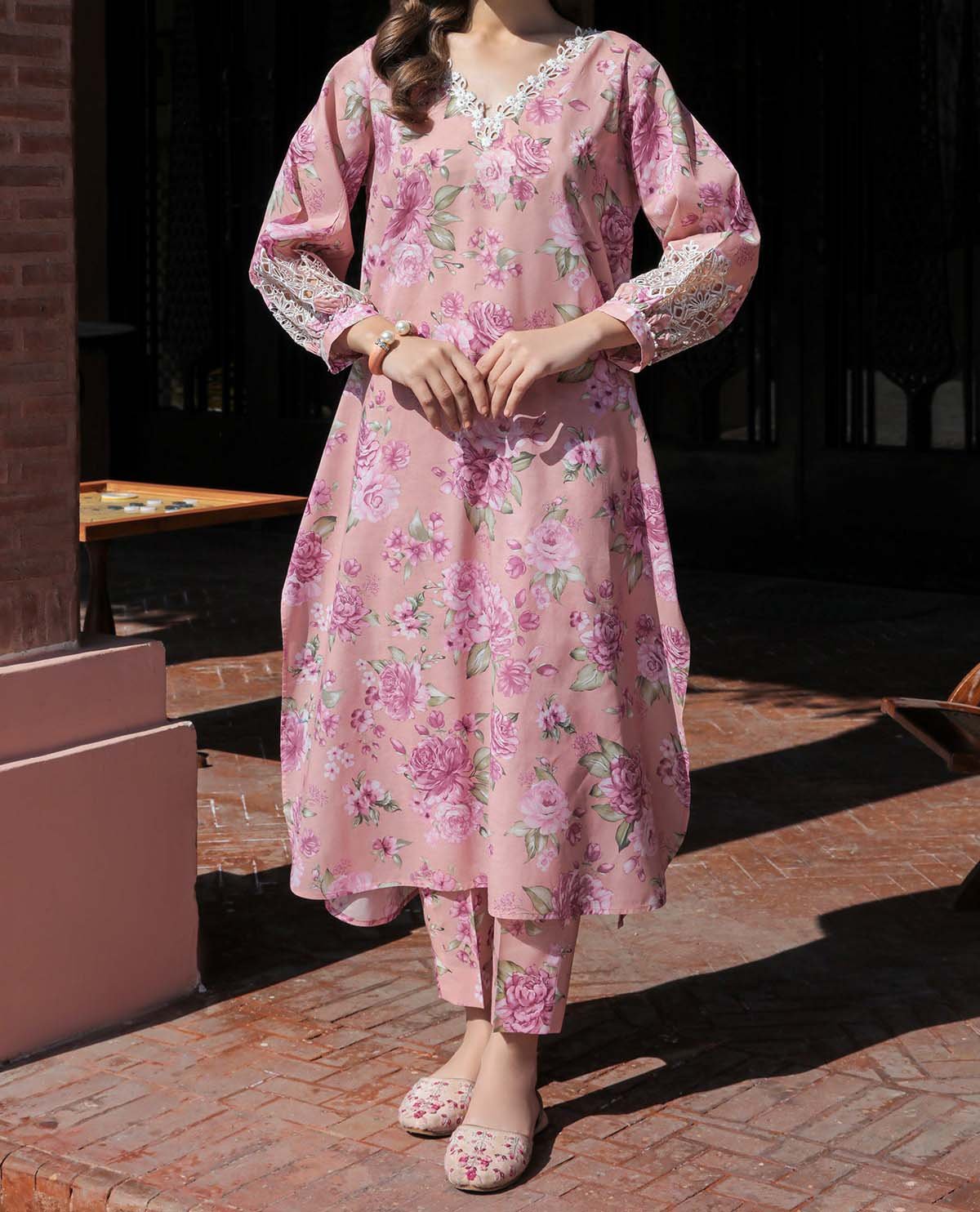 Baroque Embroidered Lawn 3 Piece Unstitched Suit