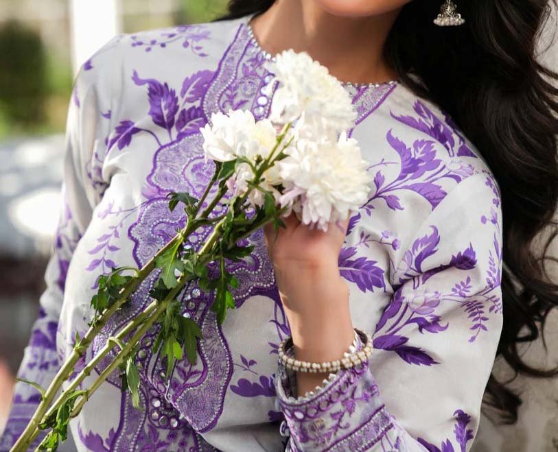 Al Nisa Printed Lawn 3-Piece with Embroidered Neckline & Chiffon Dupatta - AN0001 - Image 4