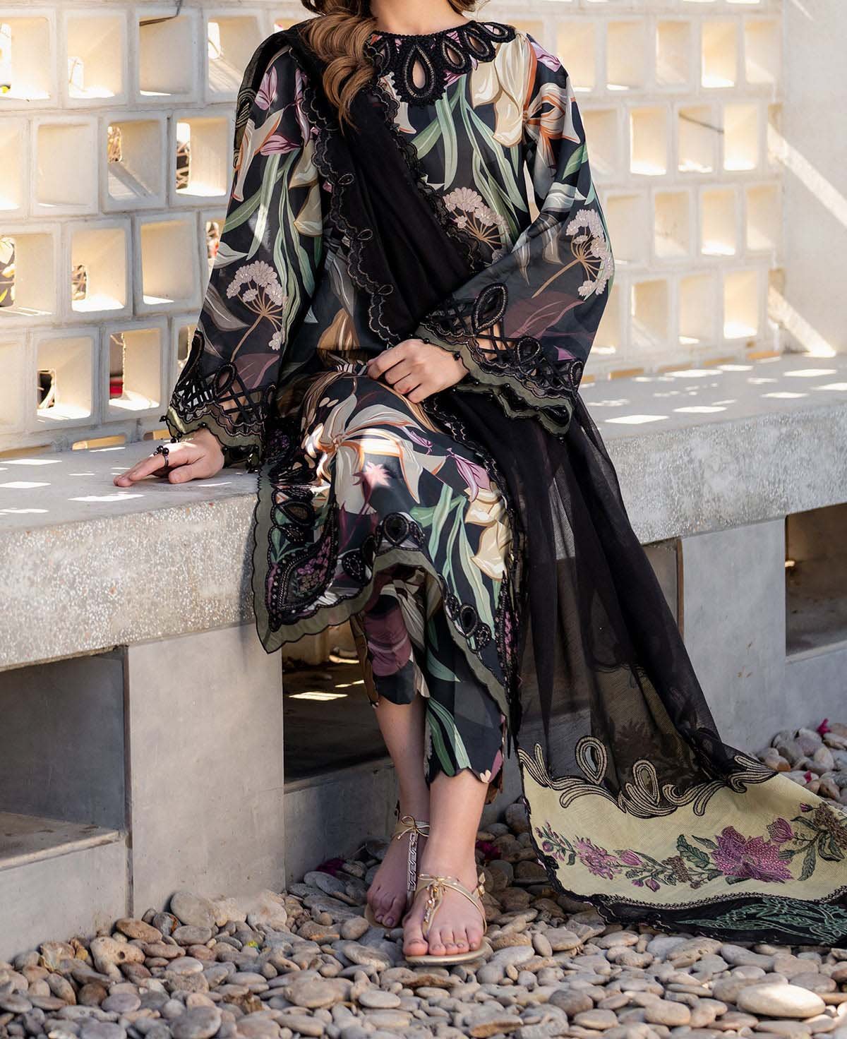 Baroque 3 Piece Unstitched Embroidered Lawn Suit - SF-4090 - Image 5