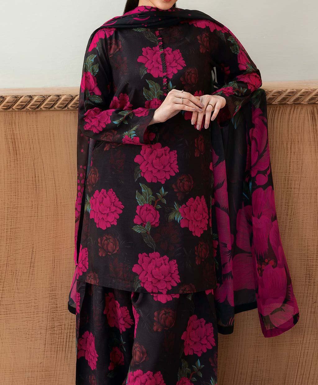 Afsanah - 3 PC DIGITAL PRINTED LAWN SUIT AN534135
