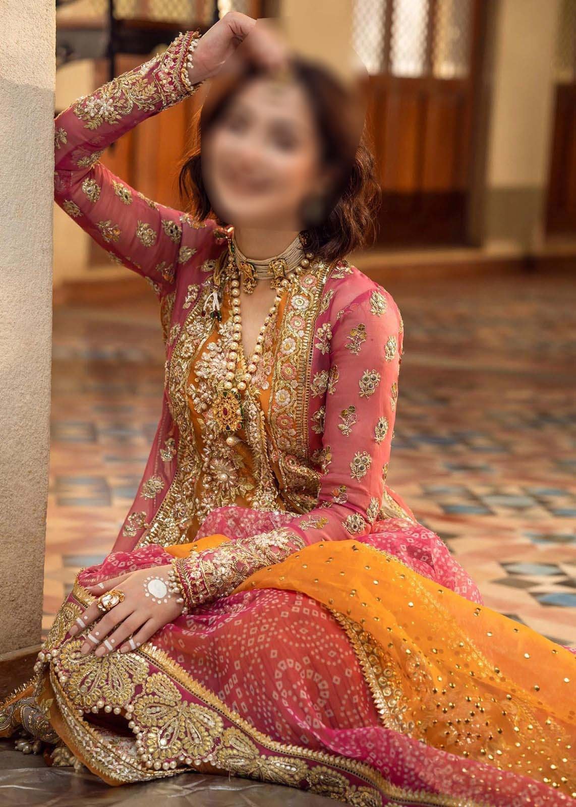 Crimson Aik Jhalak MEHNDI GALORE Organza 3 pc - 08382 - Image 3