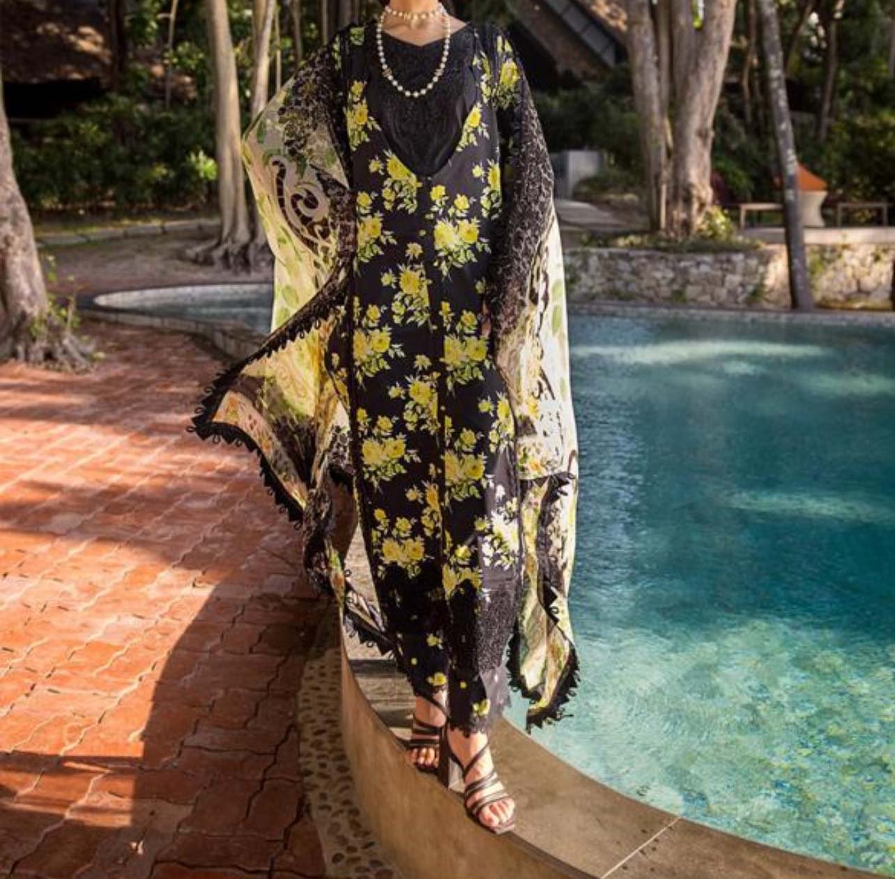 ELAF Embroidered Lawn Unstitched 3Pc Suit - Image 5