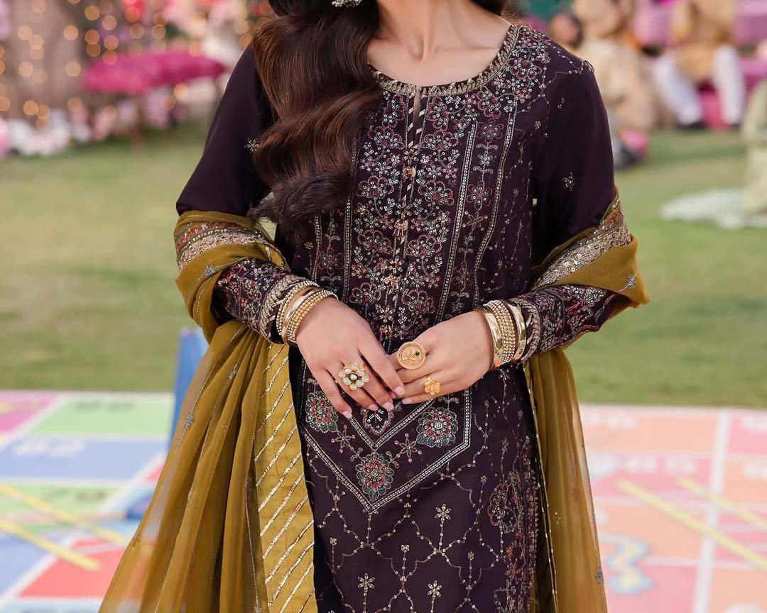 Asim Jofa Heavy Embroidered Chiffon 3-Piece with Silk Trouser & Dupatta Unstitched AJ35435 - Image 8