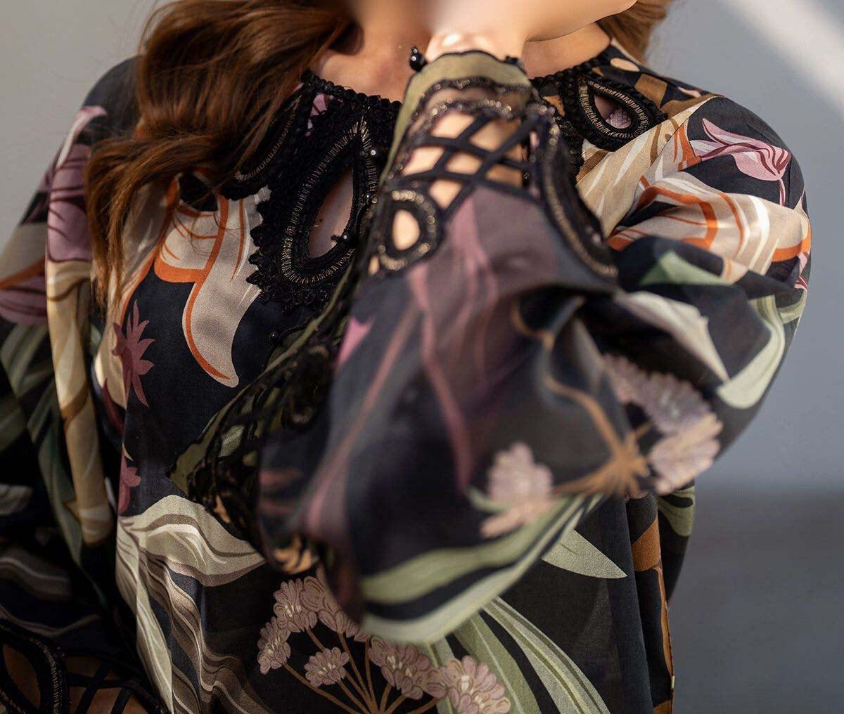 Baroque 3 Piece Unstitched Embroidered Lawn Suit - SF-4090 - Image 8