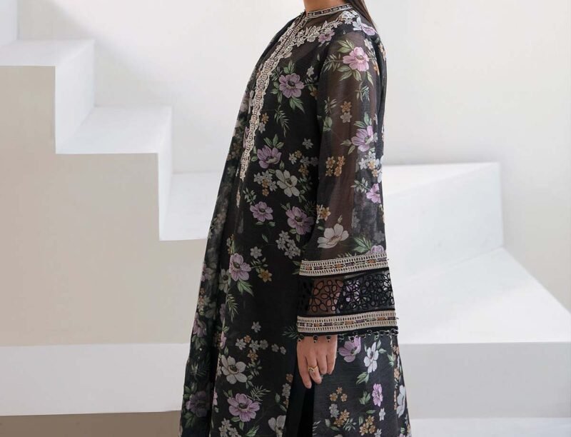 Baroque Cotton Net Embroidered 3-Piece with Organza Dupatta - BQ2228 - Image 4