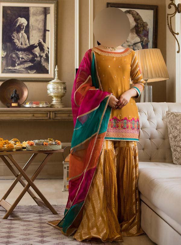 Zainab Chottani Linen 3-Piece Suit with Organza Ready-to-Wear Dupatta ZC28D